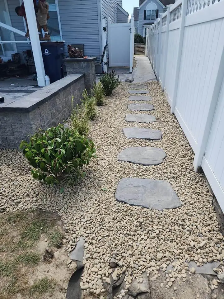 Stone-steps-and-pebble-walkway